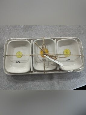 Rae Dunn Ceramic Serving Citrus Accent Dish